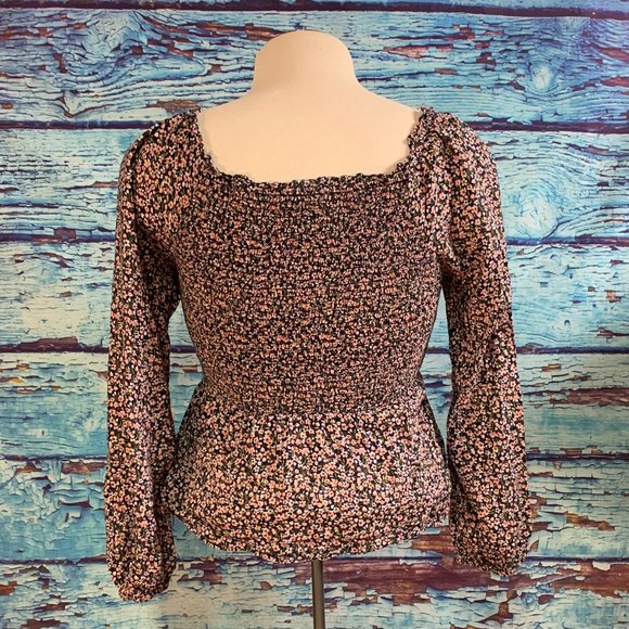 Old Navy Floral Shirred Long Sleeved Blouse - Picture 4 of 5